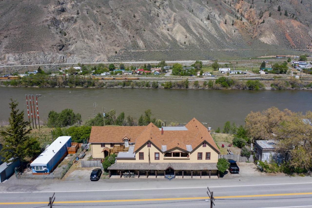 The Inn At Spences Bridge Eksteriør billede