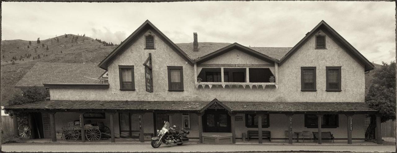The Inn At Spences Bridge Eksteriør billede